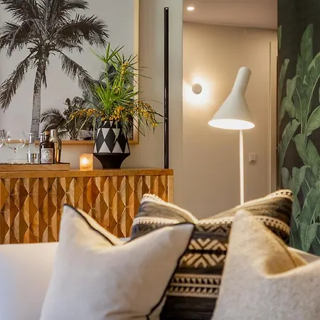 Victory House アパート